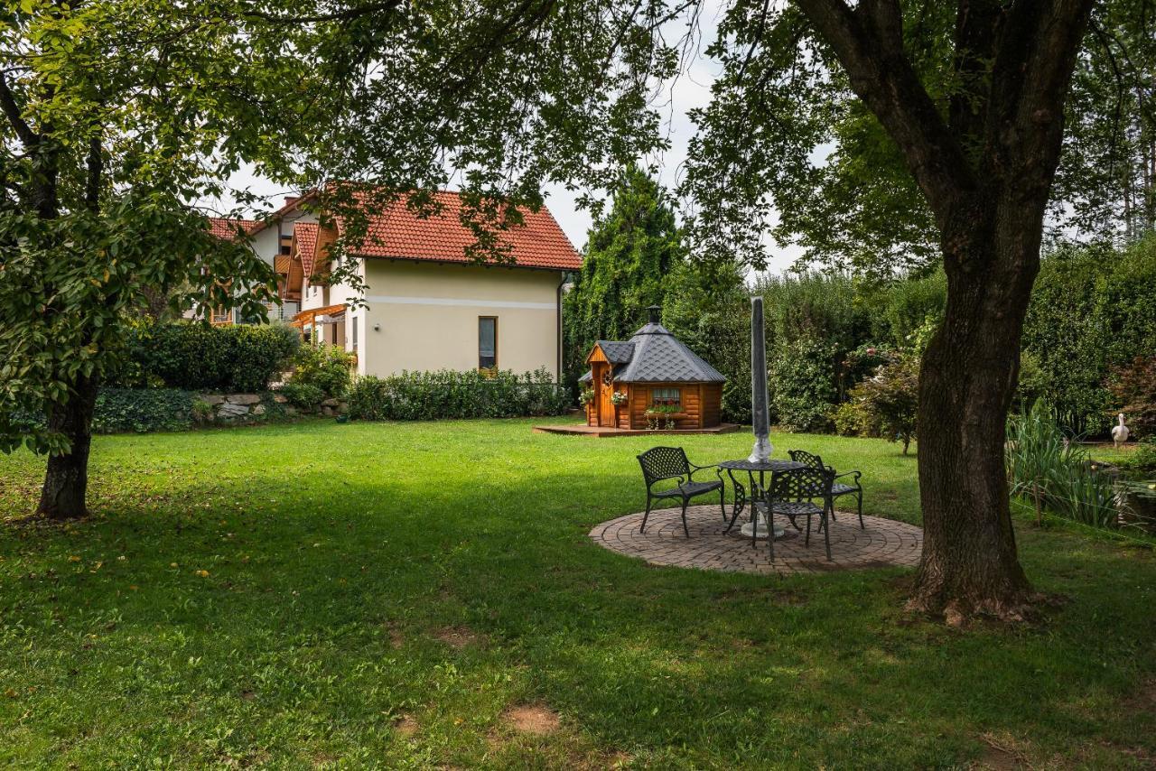 Ferienanlage Beatrix Stegersbach Exterior photo